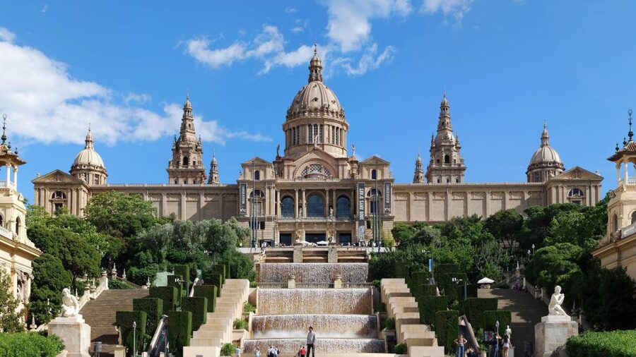 Barcelona & Sagrada Familia Half-Day Tour with Hotel Pickup - Hospital de Sant Pau: the UNESCO stop that breaks up the Gaudí focus