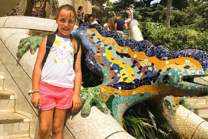 Barcelona: Sagrada Familia, Park Guell & Tapas Private Tour - Meet the Day at Palau Guell, Placa Reial, and La Boqueria