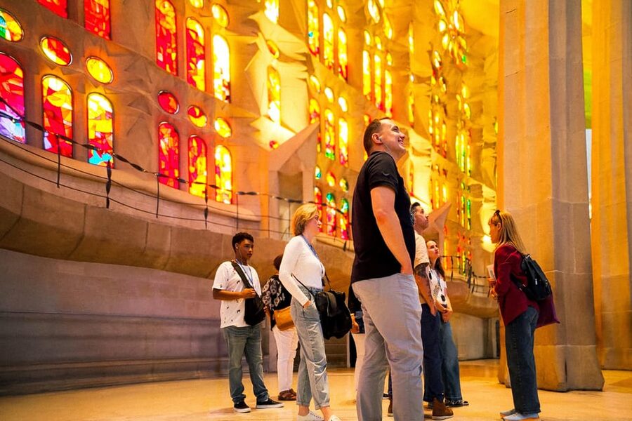 Barcelona: Sagrada Familia Priority Access Guided Tour - Why Priority Access Matters at Sagrada Família