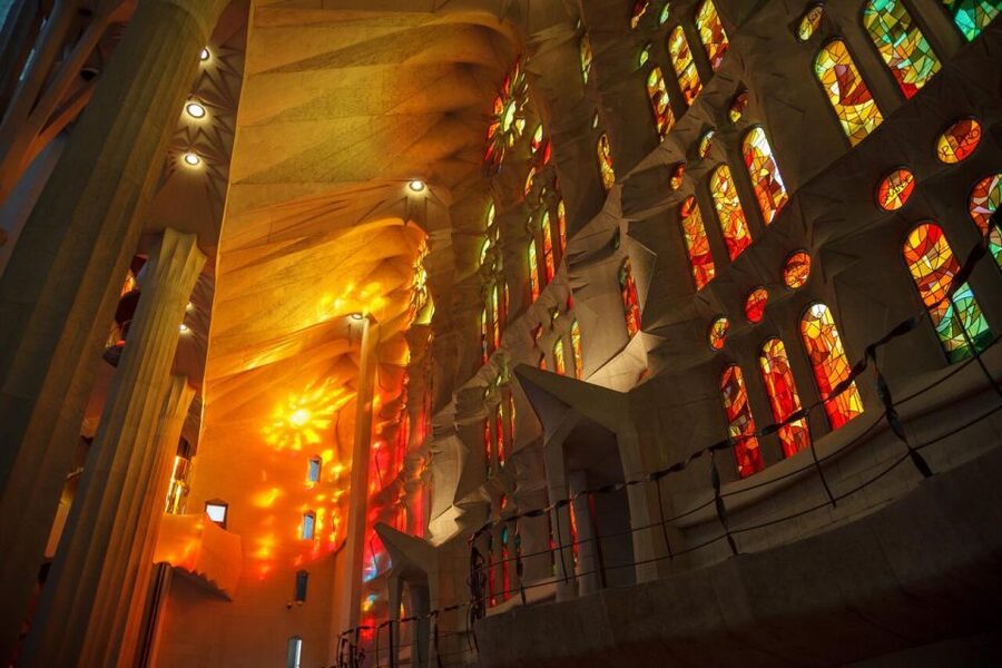 Barcelona: Sagrada Familia Skip-the-Line Guided Tour - Getting the big picture fast, Nativity façade to first wow