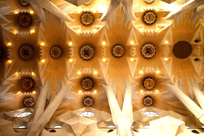 Barcelona: Sagrada Familia Skip-the-Line Guided Tour and Tickets - How the Audio Headset Improves the Entire Visit