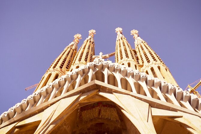 Barcelona: Sagrada Familia Skip-the-Line Guided Tour and Tickets - Where You Meet (Carrer de Mallorca) and How the Timing Plays Out