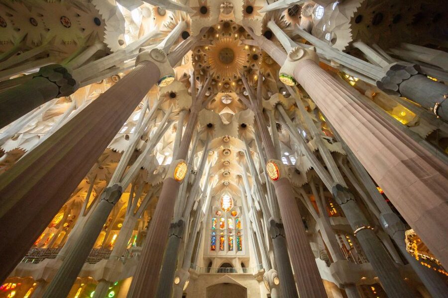 Barcelona: Sagrada Familia Small Group Guided Tour - The 75-minute guided walk: what you should expect to learn