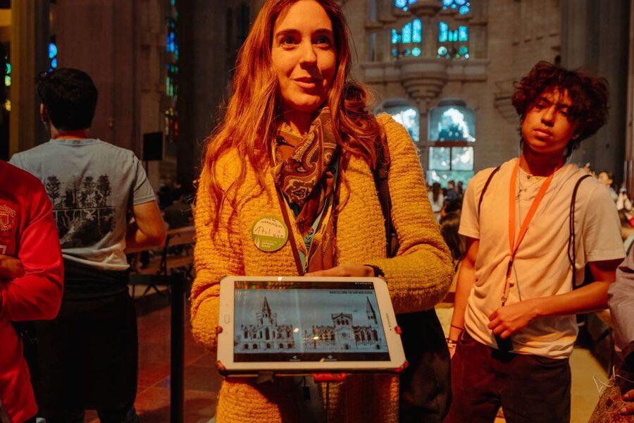 Barcelona: Sagrada Familia Tour w/Skip-the-Line Entry Ticket - Key things to know before you go