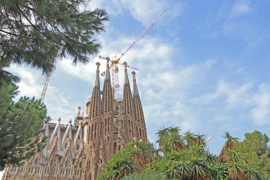Barcelona: Sagrada Familia Tour with Optional Tower Access - Tower Access Option: Panoramas, Plus the Stairs Warning