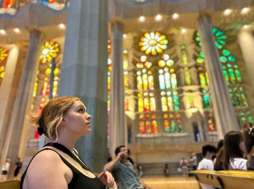 Barcelona: Sagrada Família Tour with Skip-the-Line Access - Key things to know before you go