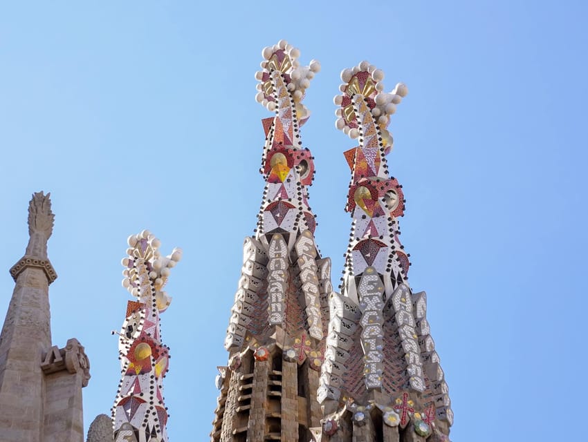 Barcelona: Sagrada Familia with Towers and Park Güell Tour - The Museum Stop: Drawings, Plaster Models, and the Basilica’s Slow Build