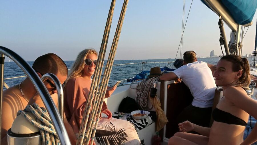 Barcelona: Sailing Trip with Drinks and Snacks - Value check: why $40 can feel fair (when everything is included)