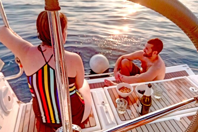 Barcelona Sensational Sunset Tour with Open Bar and Snacks - Stop 1: Vila Olímpica and the Olympic Marina from the “inside edge”