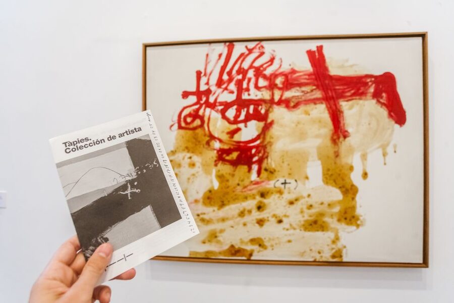 Barcelona: Skip-the-Line Entry to 6 Top Art Museums - Fundació Antoni Tàpies: material art and a few rules about phones