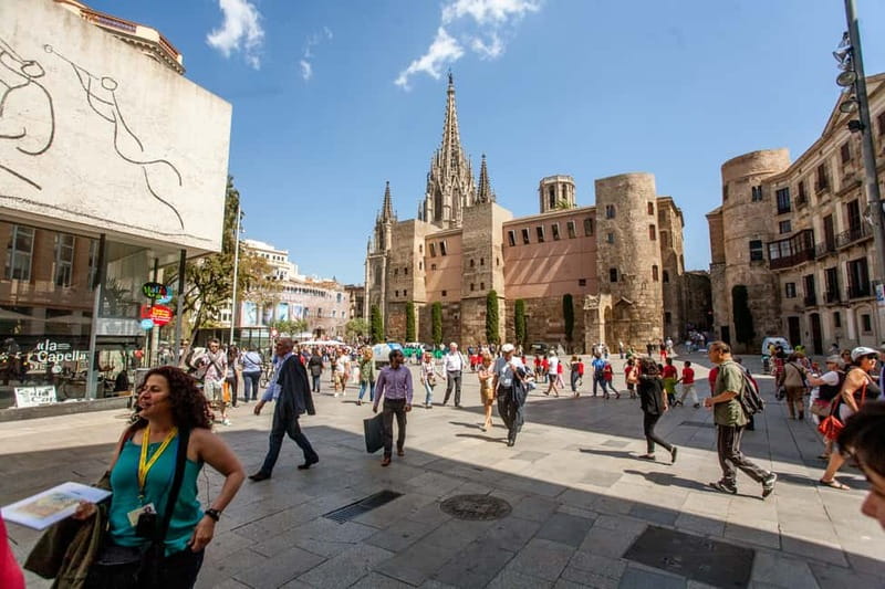 Barcelona: Small Group Picasso Tour with Picasso Museum - Why Young Picasso’s Barcelona Feels Different