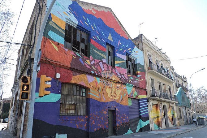 Barcelona Street Art and Graffitti Bicycle Tour - Bike, helmets, and photo stops: the practical side of street art hunting