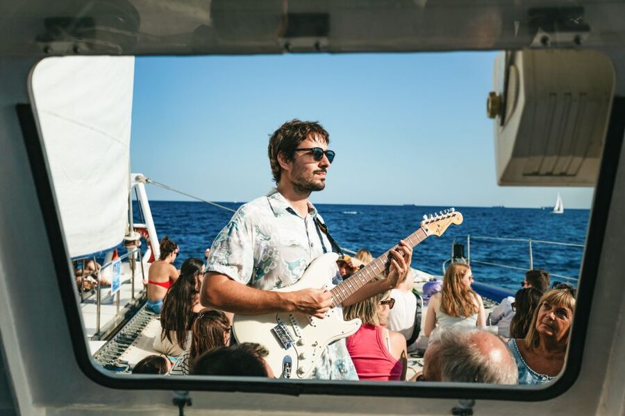 Barcelona: Sunset Catamaran Cruise with Live Music - Who this tour suits best (and who should reconsider)