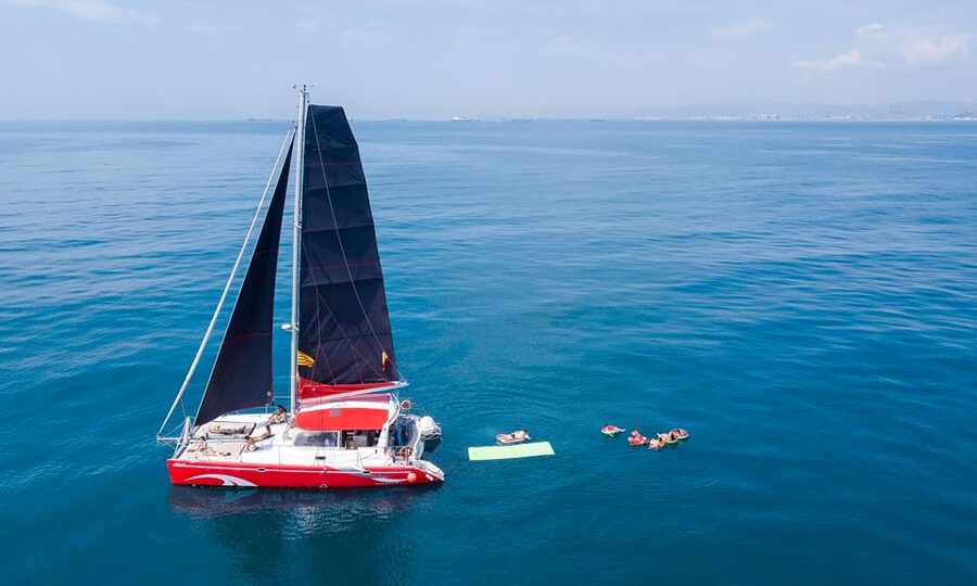 Barcelona: Sunset or Day Catamaran Cruise with Tapa & Drink - Key things I’d mark on your plan