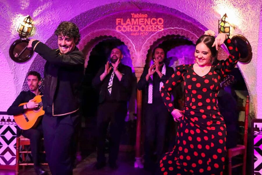 Barcelona: Tablao Flamenco Cordobes Show and Drink in Rambla - Logistics Made Simple: Where It Is and How to Time Your Night