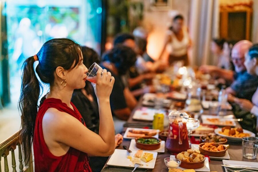 Barcelona: Tapas and Flamenco Experience - Sangria that keeps coming, plus non-alcoholic backup