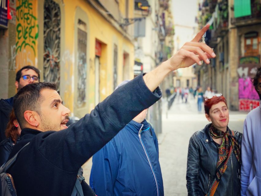 Barcelona: The Spanish Civil War Historical Walking Tour - Pacing, wireless tech, and small practical tips
