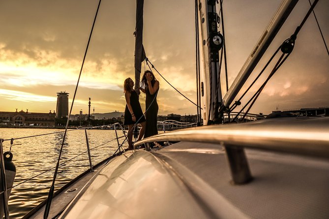 Barcelona Unique Sunset Sailing Experience with Tapas & Open Bar - Who This Sunset Sail Suits Best