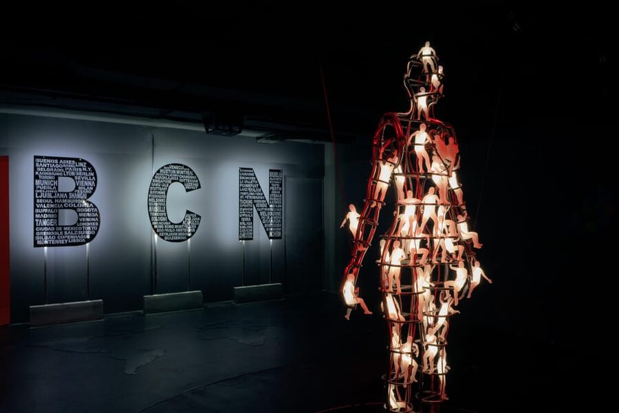 Barcelona: White Rabbit Catalonia's Top Immersive Experience - Should you book White Rabbit - The Off-Museum?