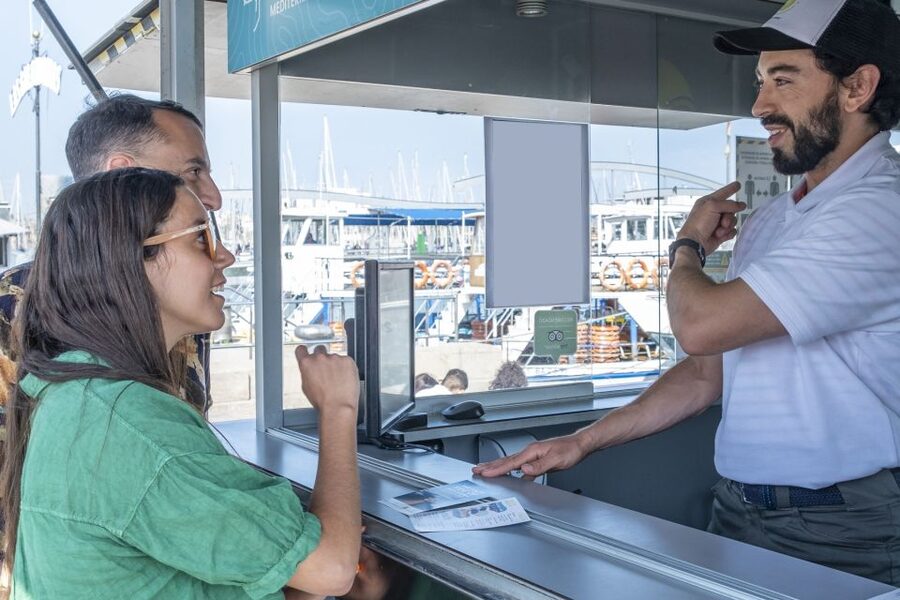 Barcelona: Wooden Boat Sailing with Tapa and Welcome Drink - Should You Book This Barcelona Wooden Boat Sailing?