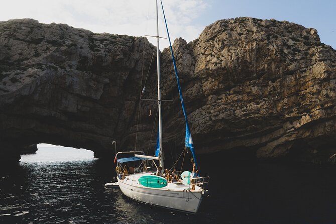 Bavaria 42 Cruiser · Private sailboat around Ibiza and Formentera - From Cala Jondal to Formentera: why this sail day works