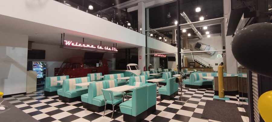Benidorm: Motor Museum and Family Experience - Hotel Transfers in the A-Team Van: The Easiest Way to Start