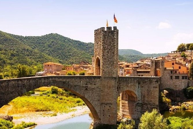 Besalu & 3 Medieval Towns Small Group Tour with Hotel Pick-Up - From Hotel Pickup to Medieval Towns, the Morning Plan
