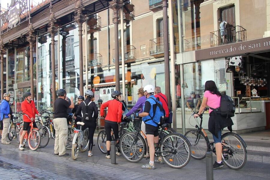 Best of Madrid: 3-Hour Guided Bike Tour in Small Groups - CaixaForum and Las Letras: Art and Street-Level Madrid