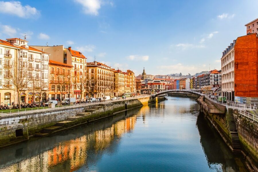 Bilbao: 1- or 2-Hour Sightseeing Boat Tour - The 1-hour route: Bilbao’s water edge from the Villa to Deusto Canal