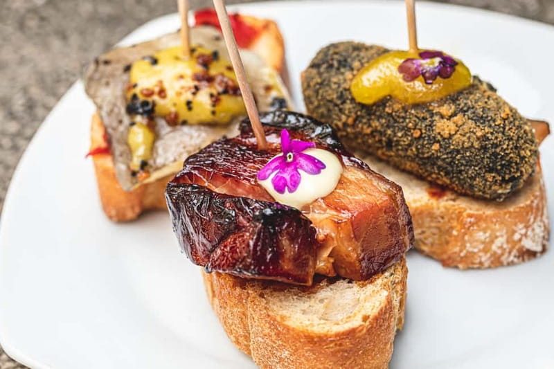 Bilbao: Basque Food Tour with Guide - Walking Through Bilbao: Neighborhood Stops Without the Confusion