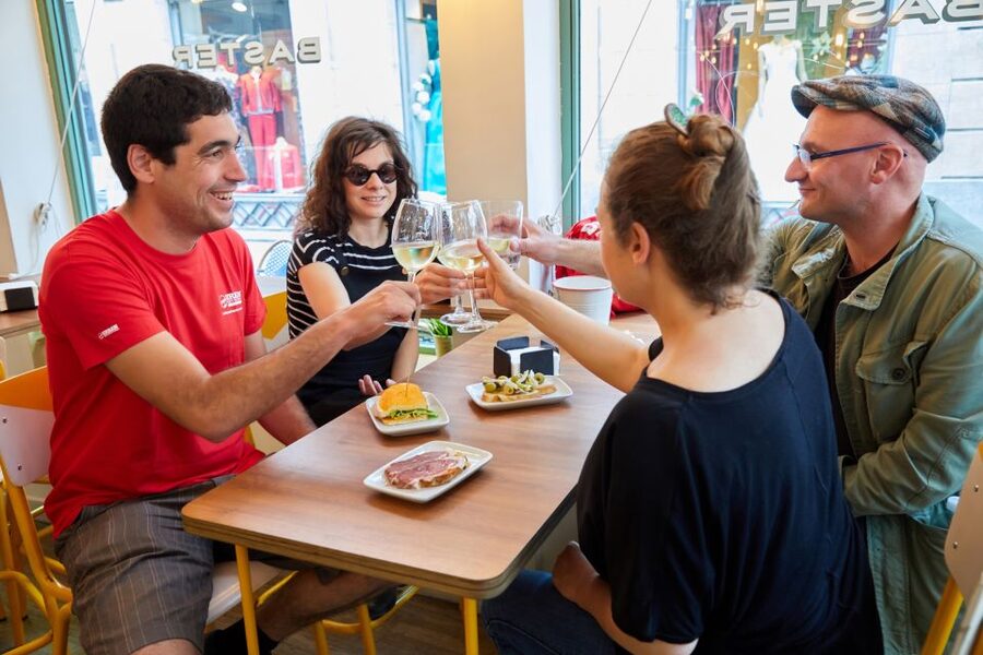 Bilbao: Exclusive Food & Wine Tasting Tour with Local Guide - Price and value: what $113 gets you in Bilbao terms