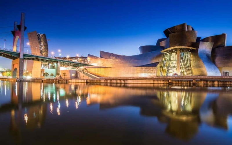 Bilbao: Guggenheim Museum Tour with Skip-the-Line Tickets - Key things that make this Guggenheim tour work