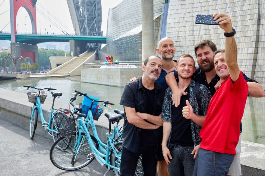 Bilbao: Guided Highlights Small Group or Private E-Bike Tour - The Guides Make It Feel Like a Local Friend Trip