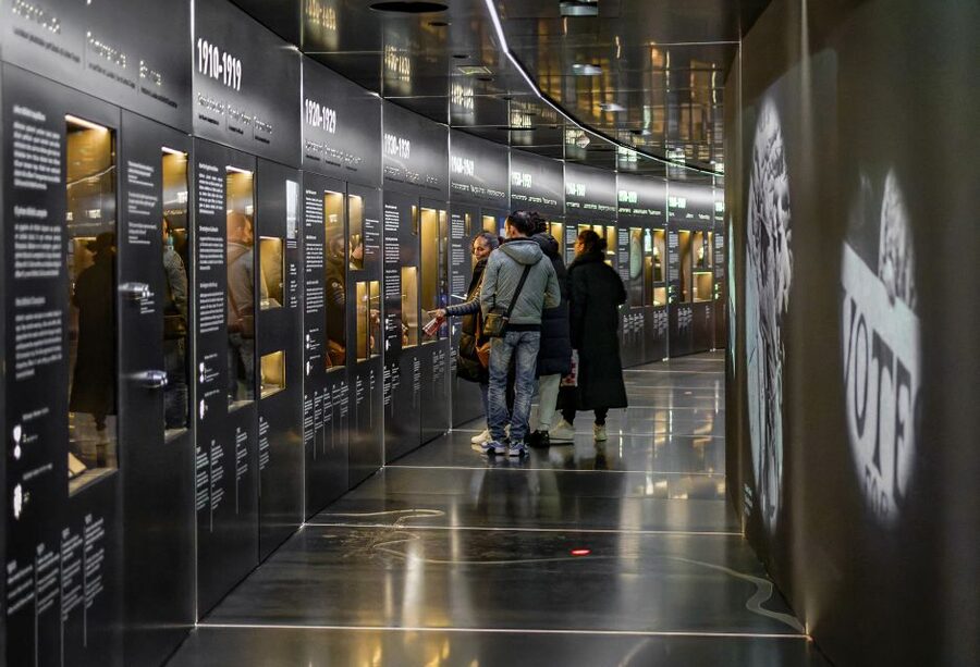 Bilbao: San Mamés Museum and Stadium Tour - Timing and match-day realities at San Mamés