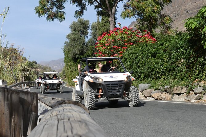 Buggy Tour Gran Canaria - Guides like Sebastian and Speedy Gonzales, plus the camera factor