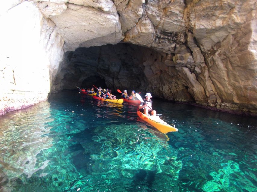 Cabo de Gata: Natural Park Kayaking and Snorkel Excursion - The 3-hour route: what happens when you leave Playa de La Fabriquilla