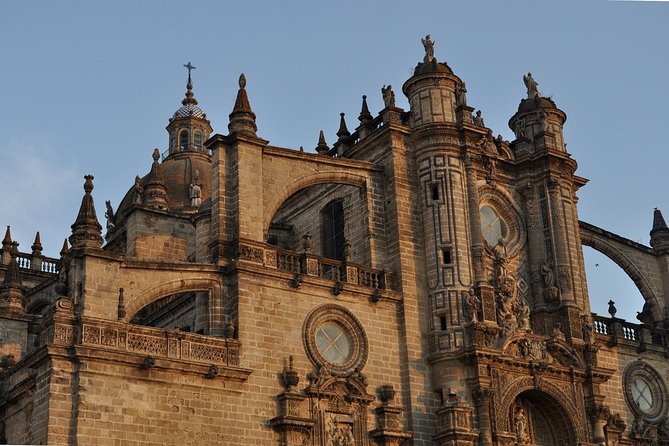 Cadiz and Jerez Day Trip from Seville - Cádiz in 3 Hours: El Pópulo, Old Streets, and the New Cathedral Zone