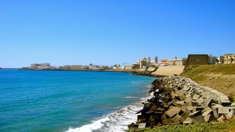 Cadiz: City Bike Tour - Price and value: $40 for a guided orientation that pays off later