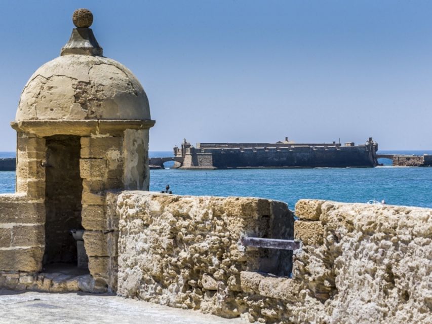 Cadiz: Guided City Tour - Old and new cathedrals, plus the 1812 Constitution monument