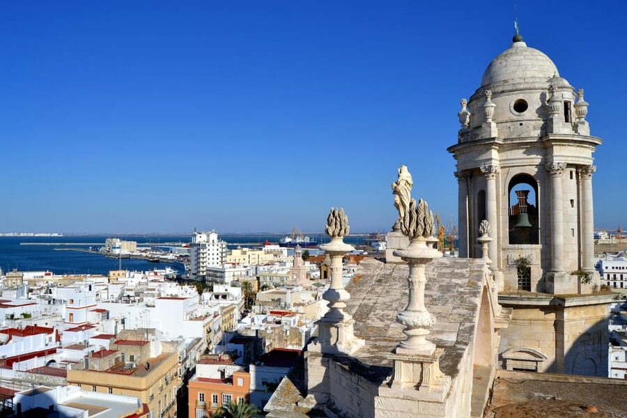 Cadiz: Medieval Tour - Inside the New Cathedral: Baroque and Neoclassical in one visit