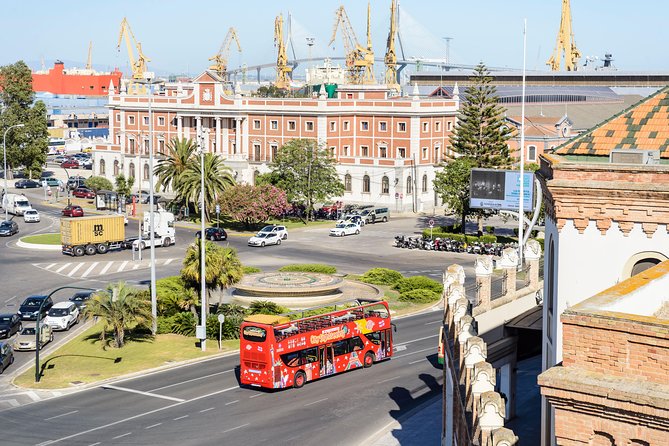 Cadiz Shore Excursion: City Sightseeing Cadiz Hop-On Hop-Off Bus Tour - Crowds, weather, and schedule quirks: real-world planning tips