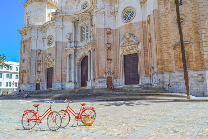 Cadiz Small Group Bike Tour - Stop 2: Castillo de Santa Catalina, Caleta Beach, and Bay Views
