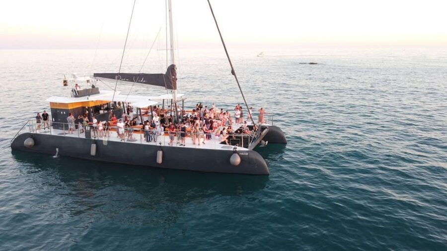 Cádiz: Sunset Catamaran Cruise Tours - Why Cádiz sunset looks better from the Pura Vida catamaran