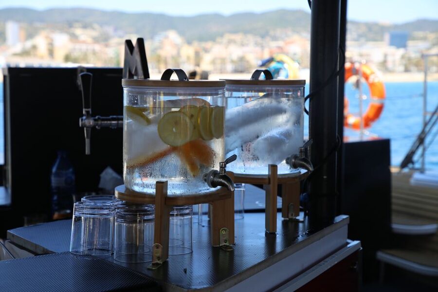 Cambrils: Catamaran Cruise with Drinks and BBQ Lunch Option - Where exactly to meet and how bed assignment works