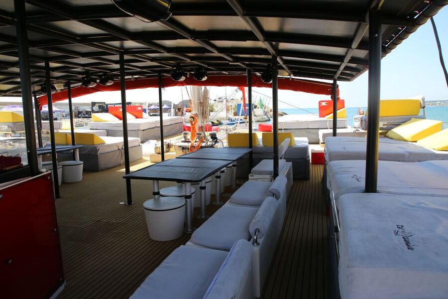 Cambrils: Catamaran Cruise with Drinks and BBQ Lunch Option - Why this Cambrils catamaran cruise feels like a day off