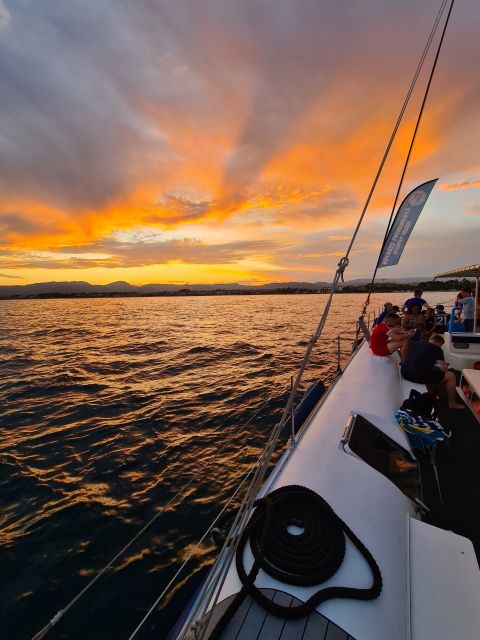Cambrils: Costa Dorada Sunset Catamaran Cruise with Drinks - Sunset Sail From Cambrils: The “Why This Works” Part