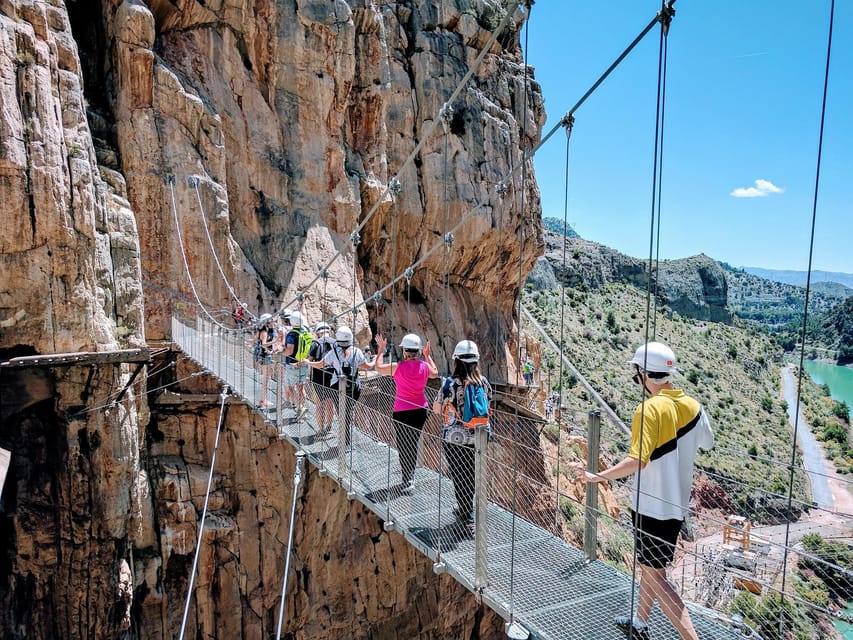Caminito del Rey: Guided Hiking Tour with Entrance Tickets - Views over turquoise water, rugged rock, and the best times to linger