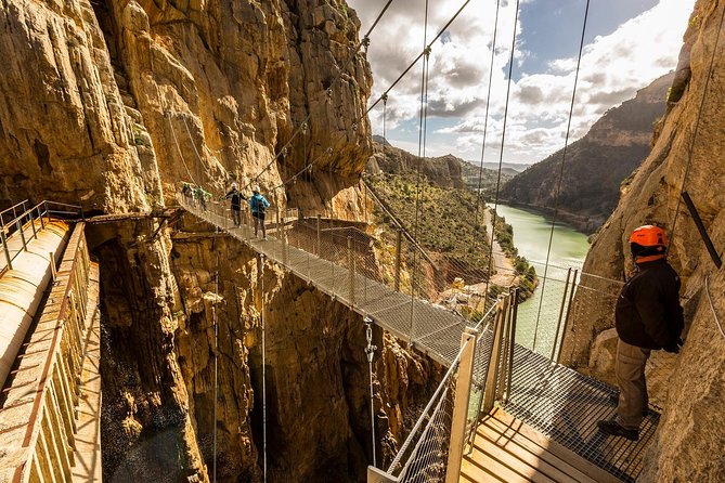 Caminito del Rey Tour from Malaga - Getting to El Chorro the easy way: coach from Malaga