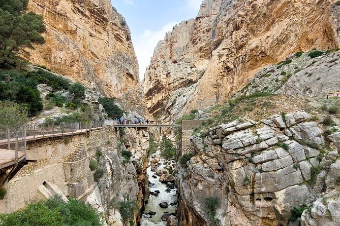 Caminito del Rey with Pickup from Malaga City - Photography and small comfort upgrades that make a difference