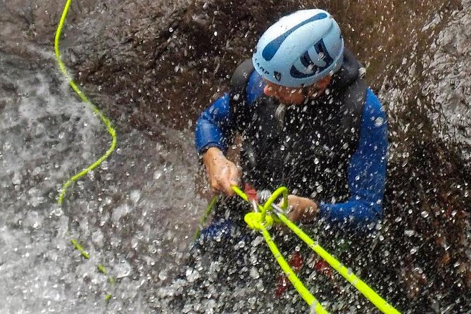 Canyoning Experience in Gran Canaria (Cernícalos canyon) - Why this Cernícalos canyoning tour feels different from the typical adrenaline day